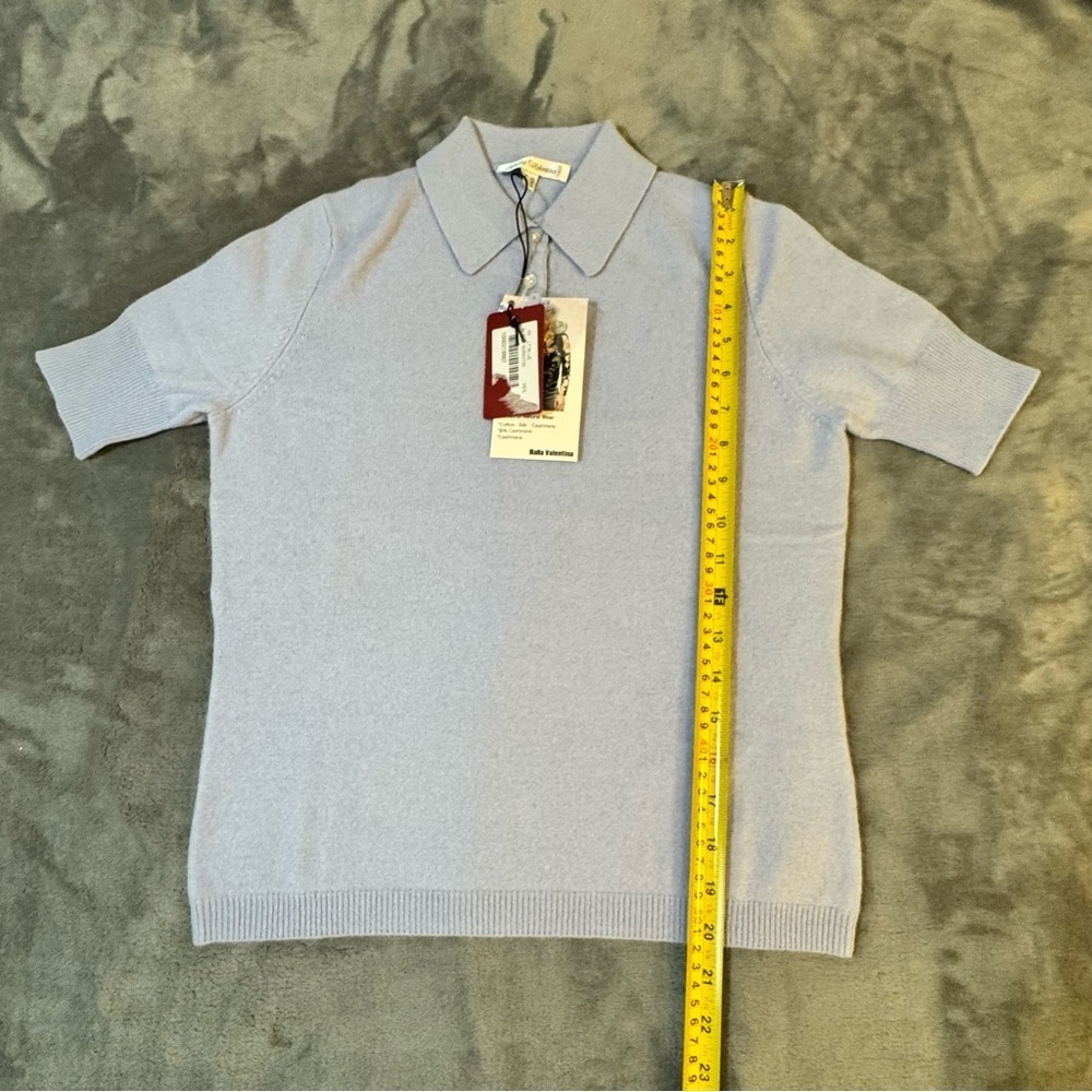 100% Cashmere Sky Blue Short Sleeve Top
#1412 - Picture 3 of 7